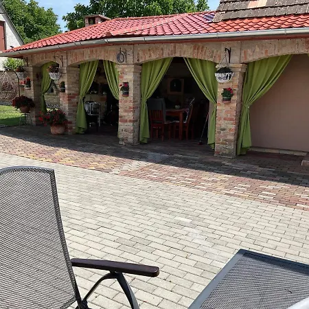 Πανσιόν Jarmila Vendeghaz