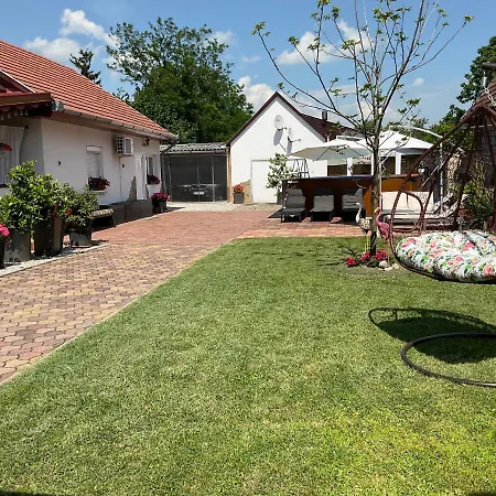 Jarmila Vendeghaz Guest house 4*