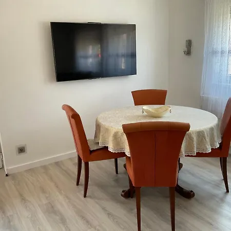 Πανσιόν Jarmila Vendeghaz Balatonberény