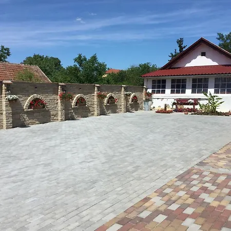 Jarmila Vendeghaz 4* Balatonbereny