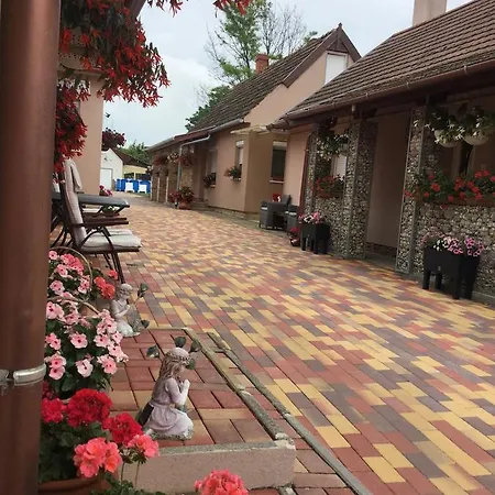 Πανσιόν Jarmila Vendeghaz