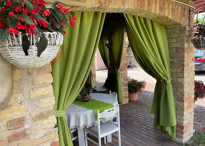 بيت ضيافة Jarmila Vendeghaz 4*