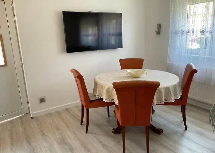 ゲストハウス Jarmila Vendeghaz Balatonberény