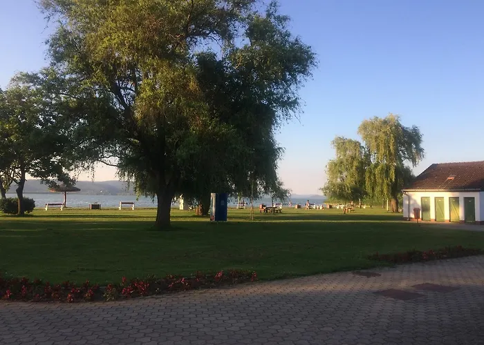 Jarmila Vendeghaz 4*